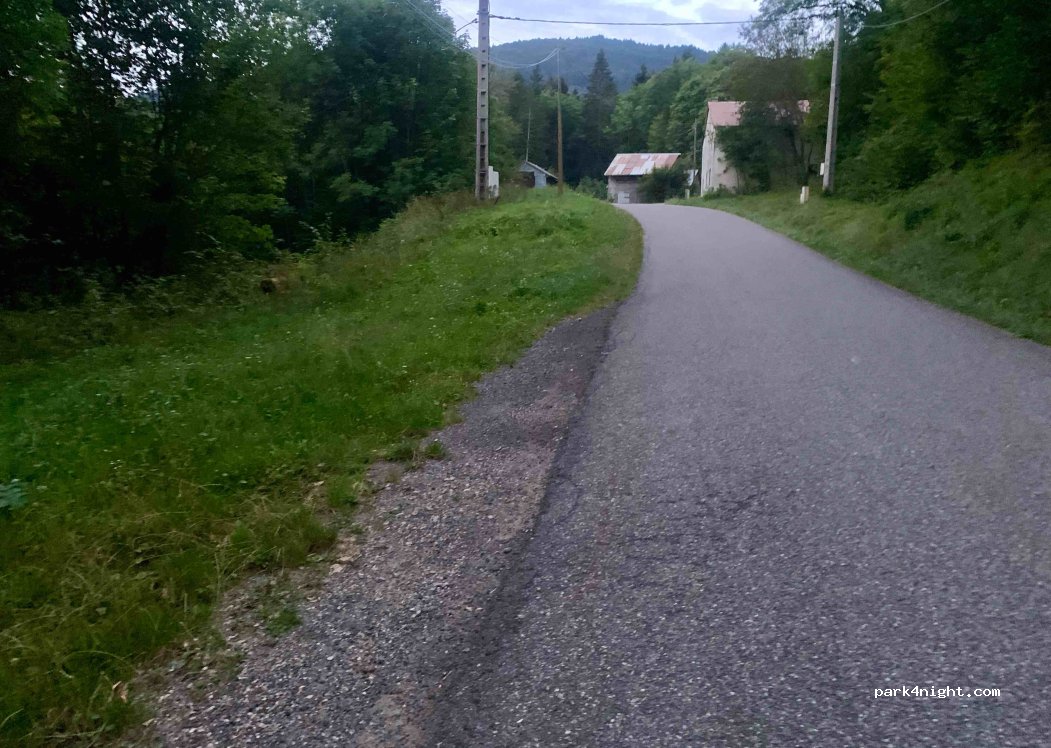 (74420) Boëge - 558 Route des Voirons — foto