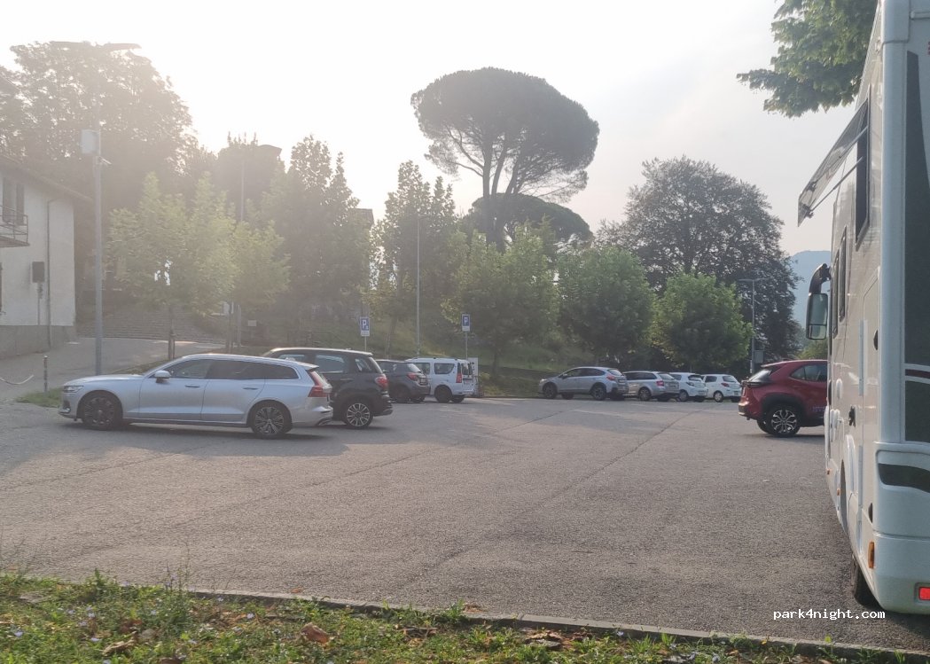 (6828) Balerna - 49A Viale Attilio Tarchini — foto