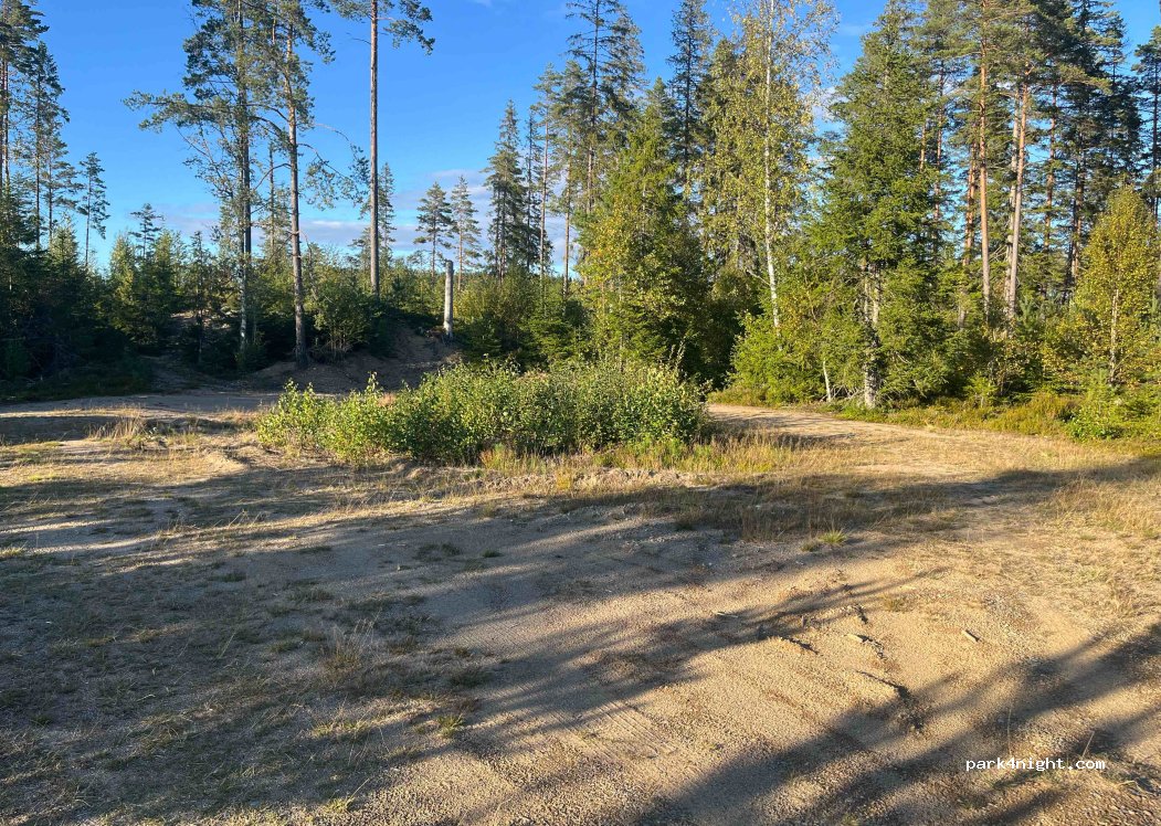 (691 92) Karlsdal - — foto