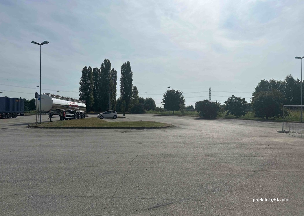 (30034) Mira - 72 Via Miranese — foto 2