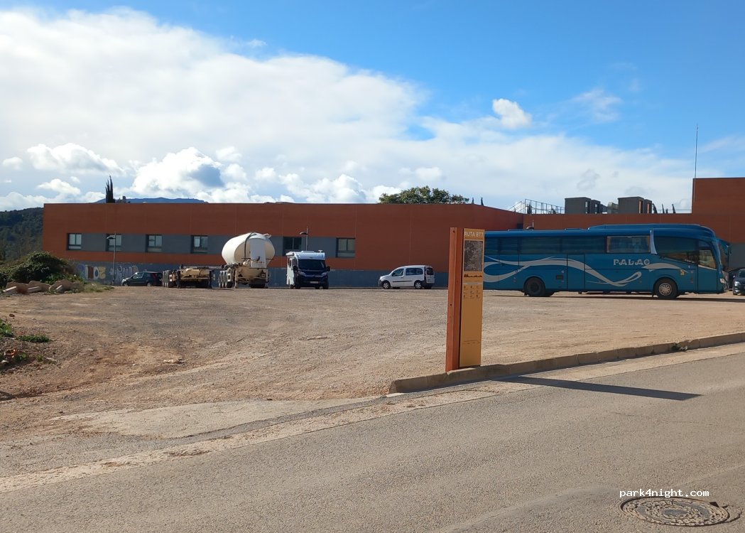 (46389) Toris - 38 Avinguda el Castellet — foto