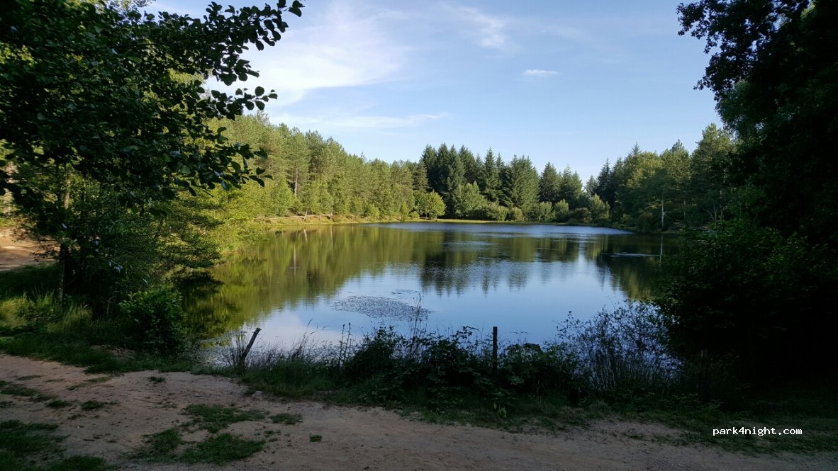 (46120) Saint-Bressou - Unnamed Road — foto