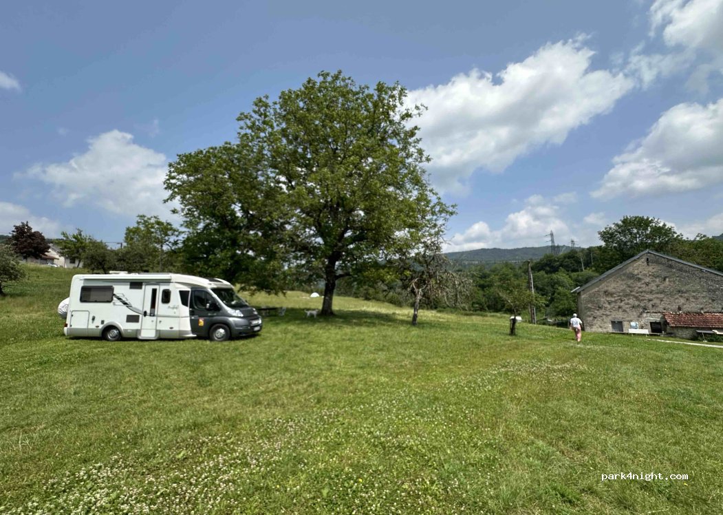 Camping à la ferme - Les Biquettes du Barrage — foto 4