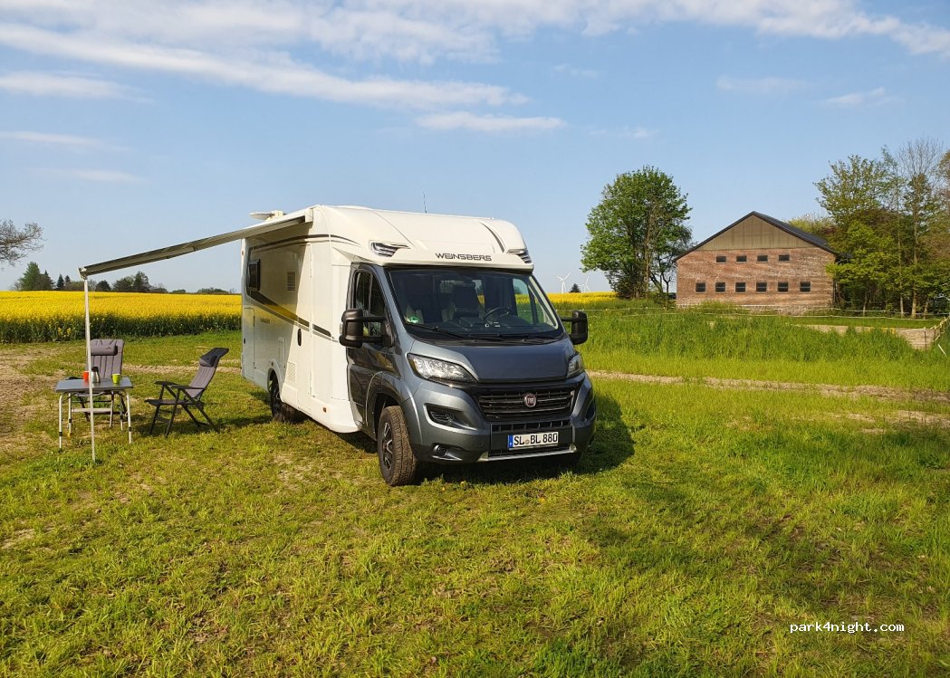Wohnmobilwiese Hardesby-Knopp — foto
