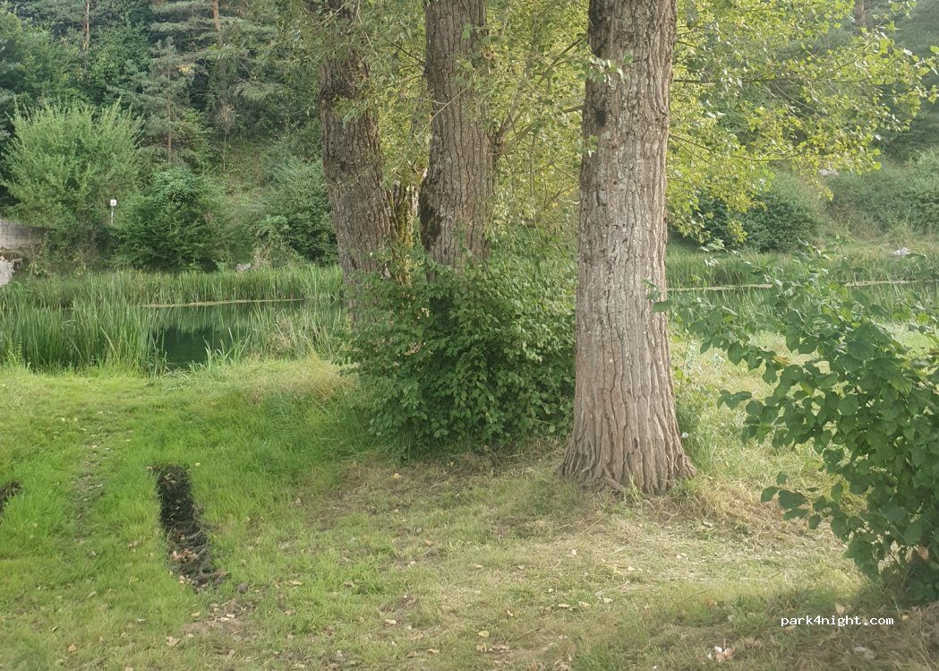 (53220) Čovići - Unnamed Road — foto 2