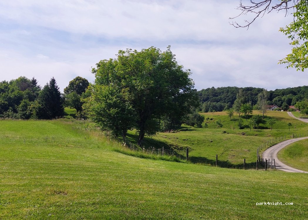 (8341)  - 7 Gorenjci pri Adlešičih — foto 3