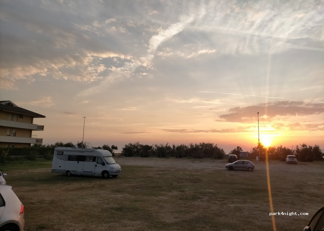 (63900) Lido di Fermo - 15 Via Ottavio Adami — foto