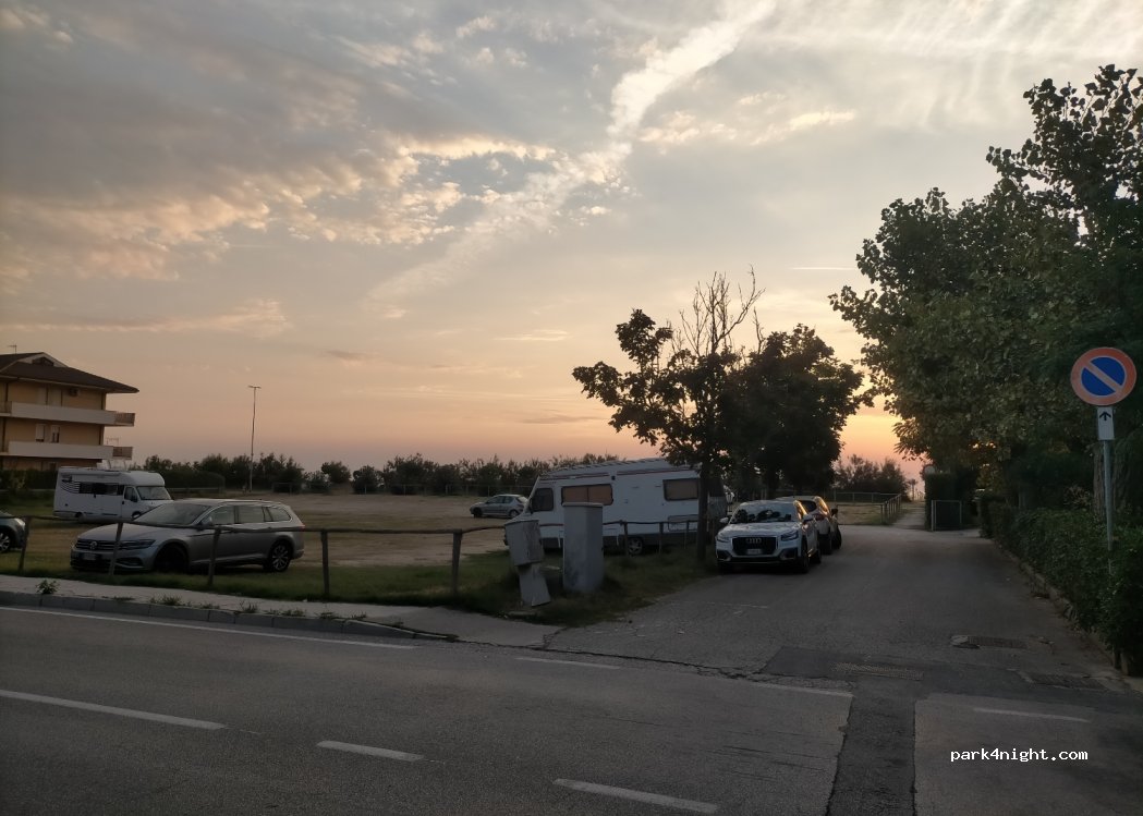 (63900) Lido di Fermo - 15 Via Ottavio Adami — foto 2