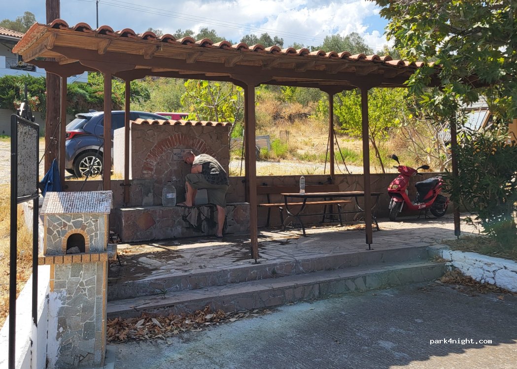 (811 04) Pedi - EO Thermis-Mithimnas — foto