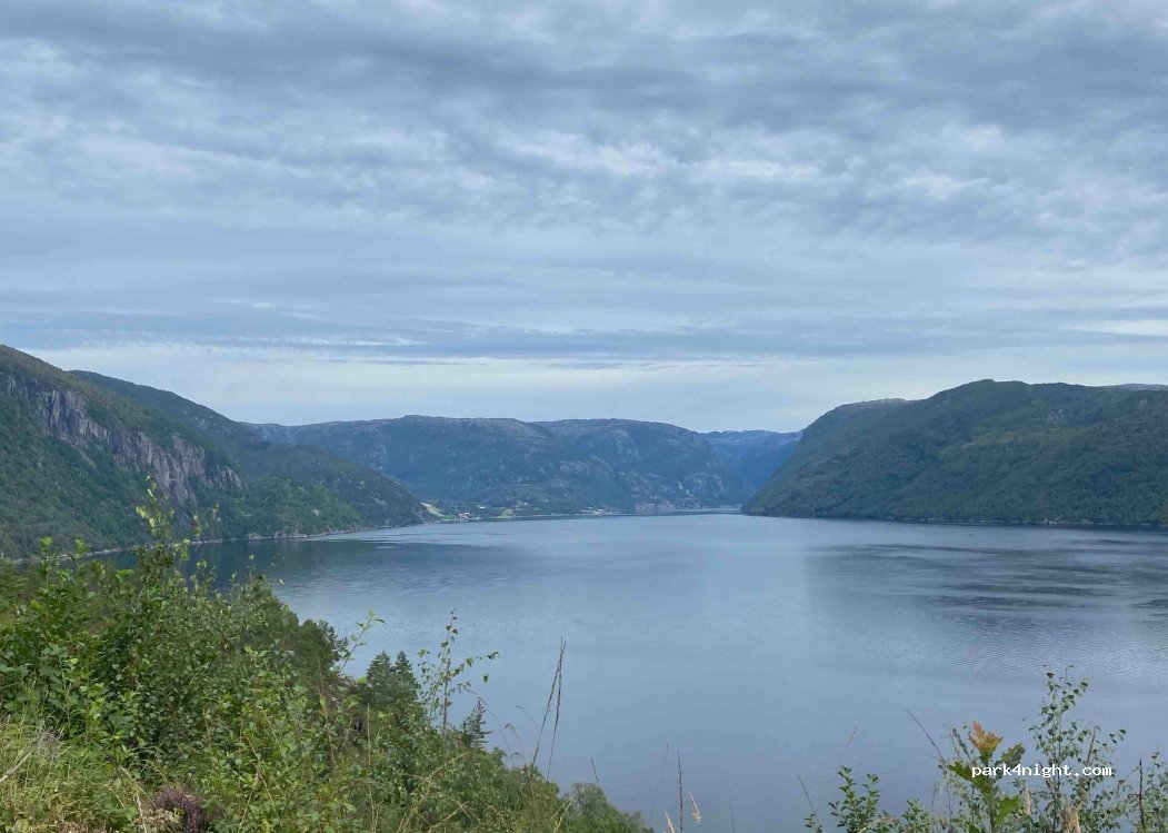 (4134) Jøsenfjorden - Riksveg 13 — foto 2