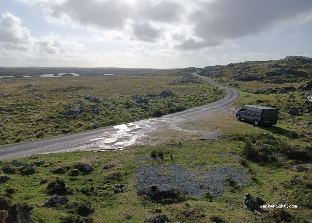 ()  - Unnamed Road — foto 2