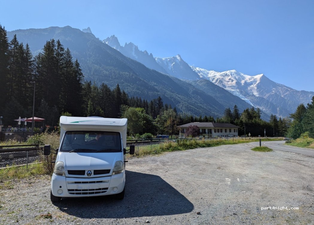 (74400) Chamonix-Mont-Blanc - 1352 Route des Lacs — foto