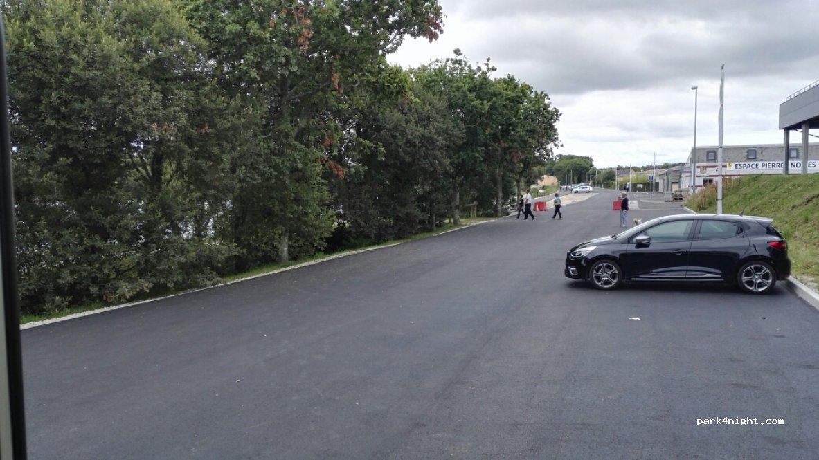 (29290) Saint-Renan - 3 Allée du Chemin de Fer — foto 2