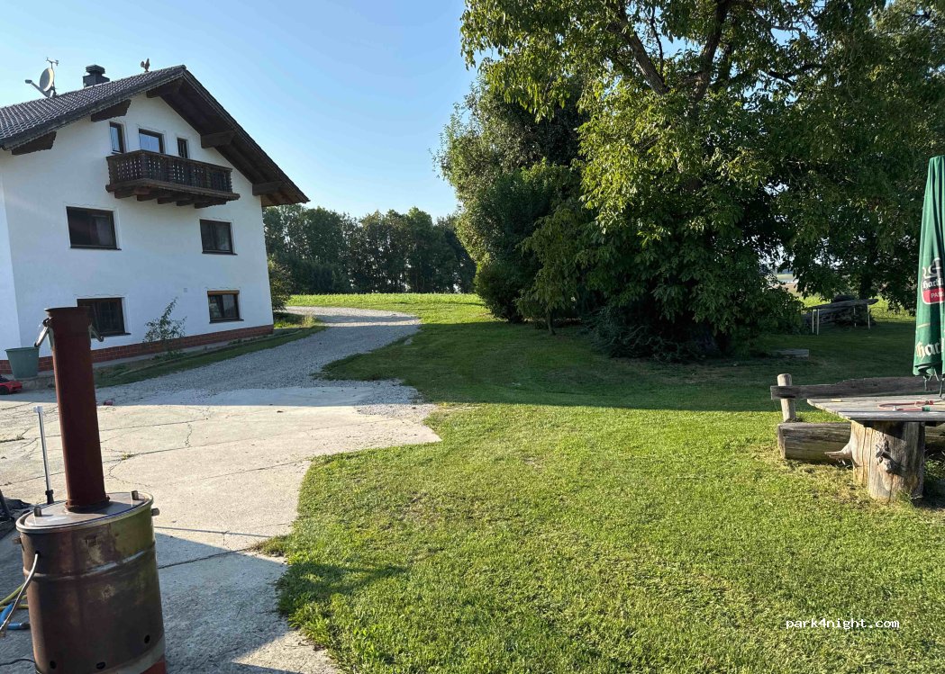 Huberhof — foto 2