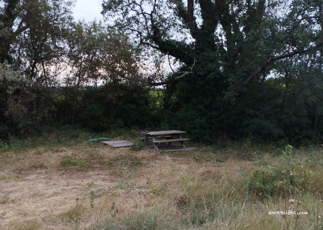 (30260) Sardan - Toupiargues — foto