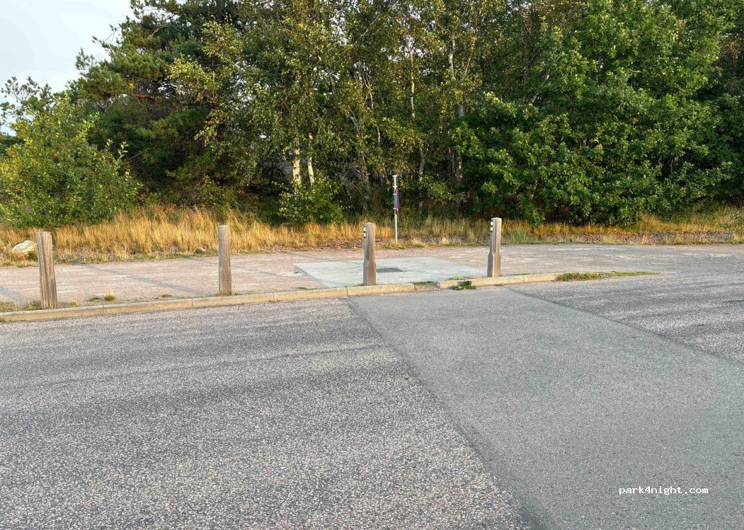 (302 40) Halmstad - 35 Grötviksvägen — foto