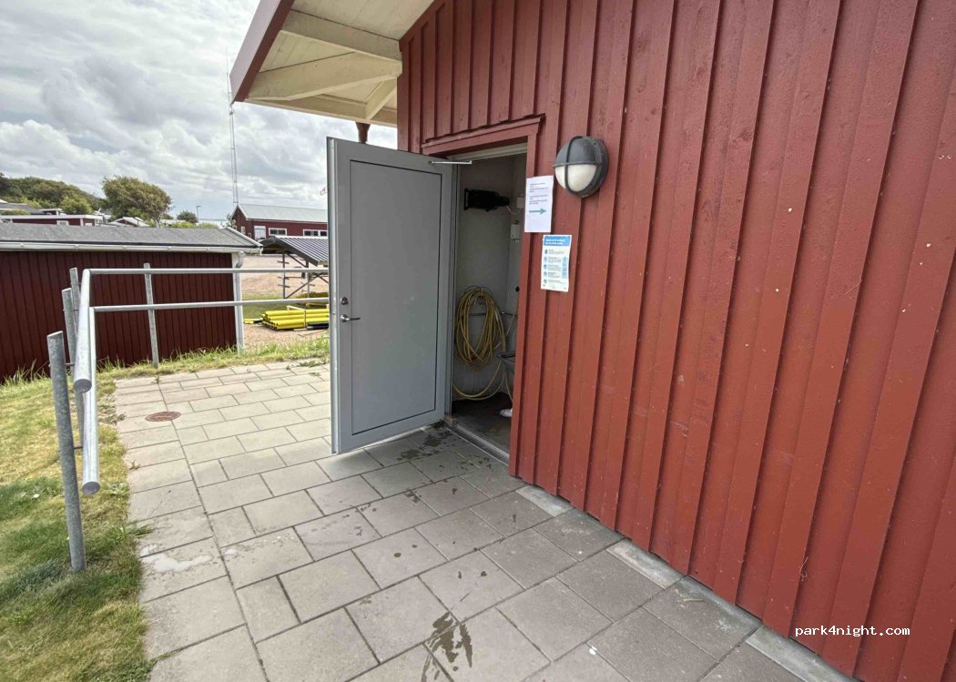 (302 40) Halmstad - 35 Grötviksvägen — foto 2