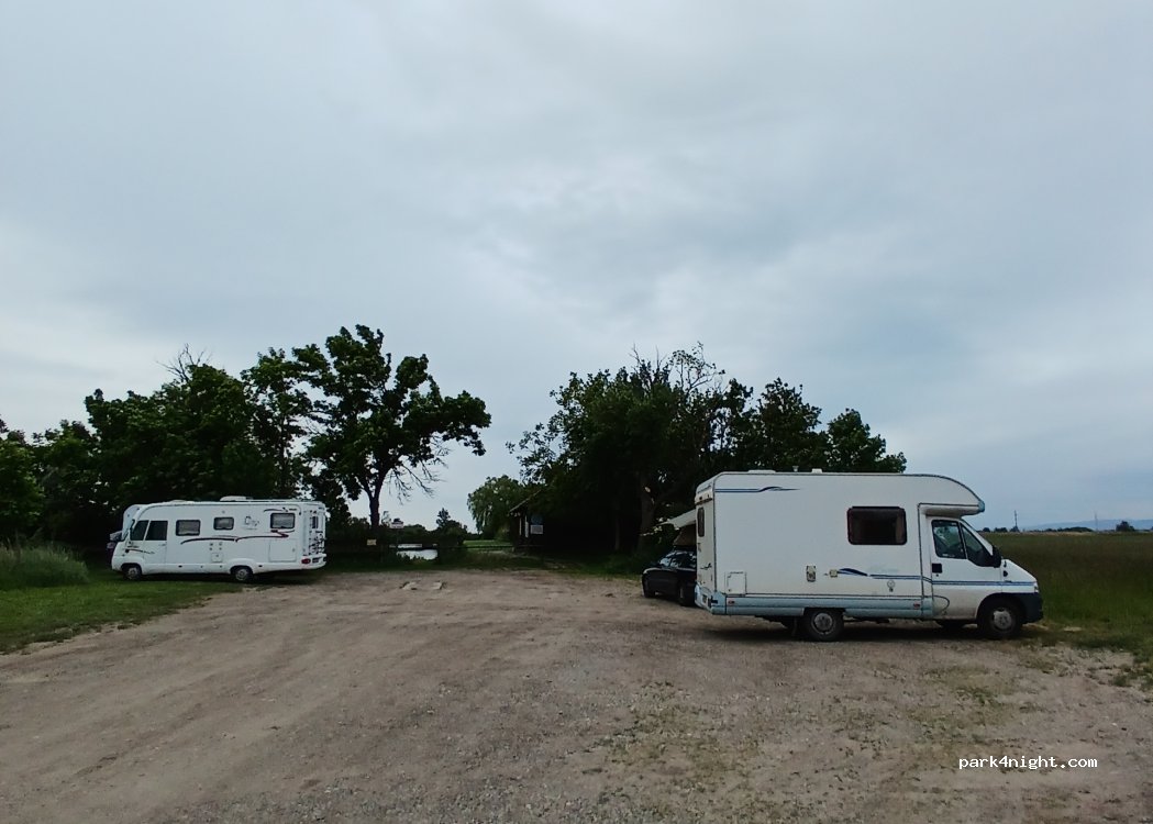 (7100) Neusiedl am See - 9 Obere Wiesen — foto 3