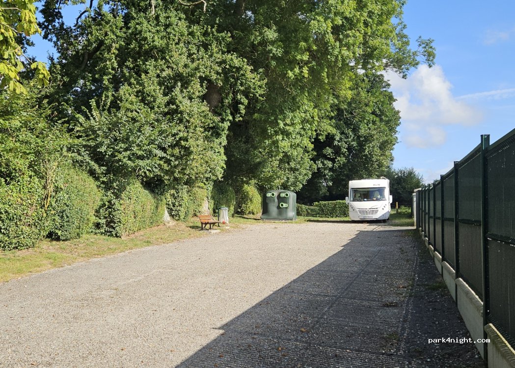 (80132) Hautvillers-Ouville - 45 Rue Jacques Mallet — foto