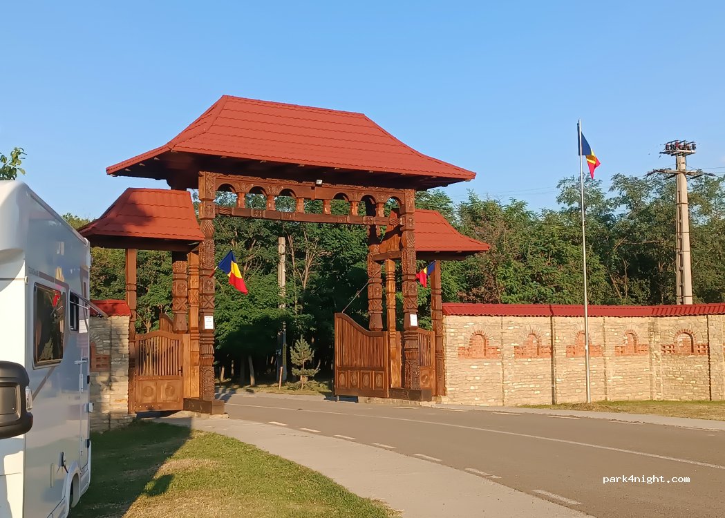(925102) Fetești - — foto 4