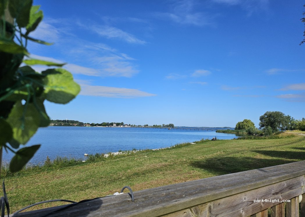 Camping de "La Presqu'île de Champaubert" — foto 3
