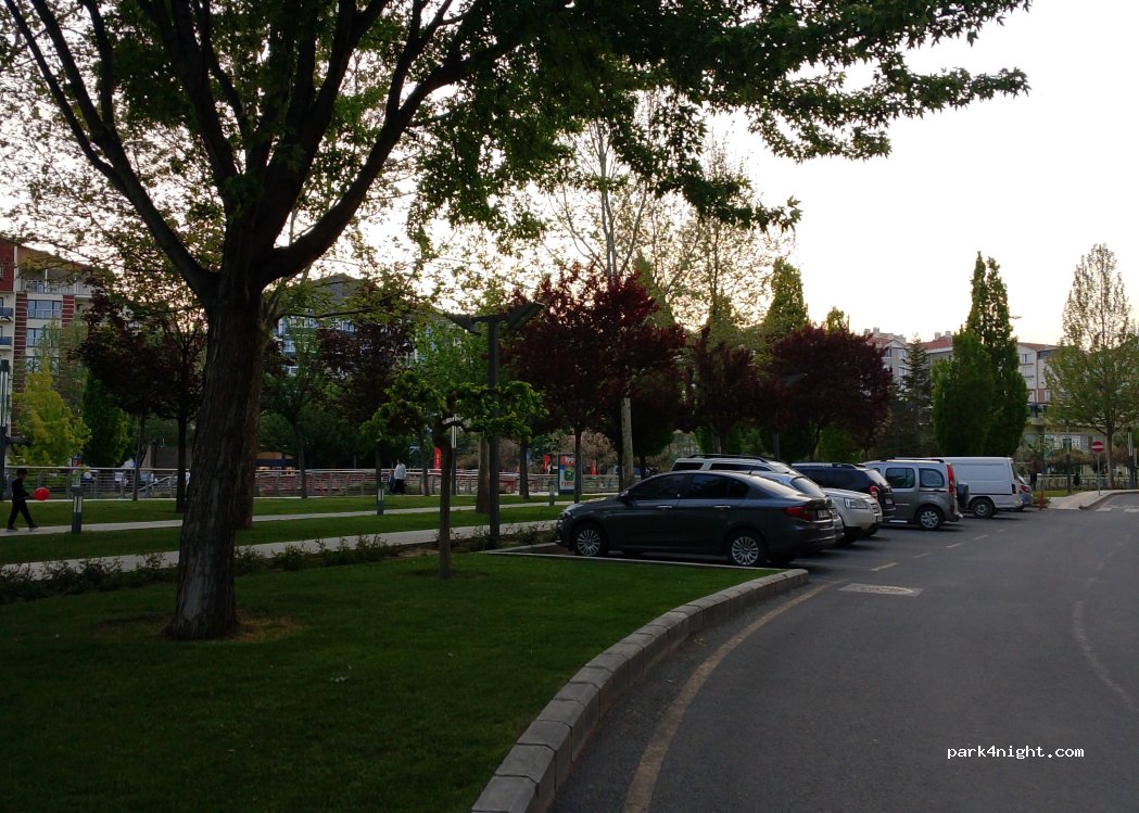 (40100) Kırşehir Merkez - 28a 724. Sokak — foto 3