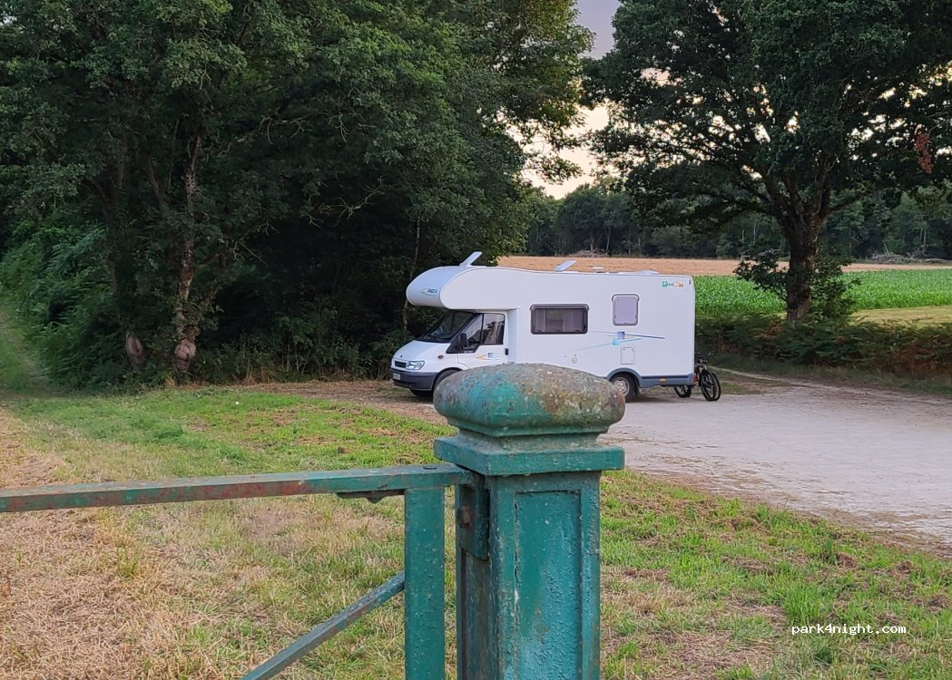 (22530) Mûr-de-Bretagne - Poulhibet — foto 5