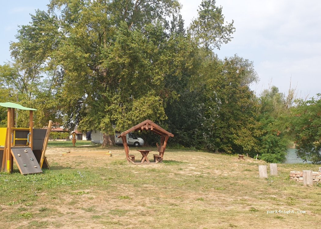 (8851) Gyékényes - 94 Petőfi utca — foto 4