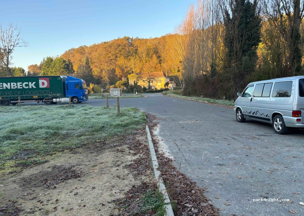 (24100) Lembras - 2bis Chemin de la Tour Cyrano — foto 2