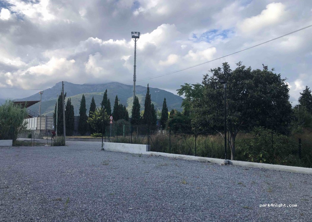 (17052) Borghetto Santo Spirito - 1 Via Po — foto