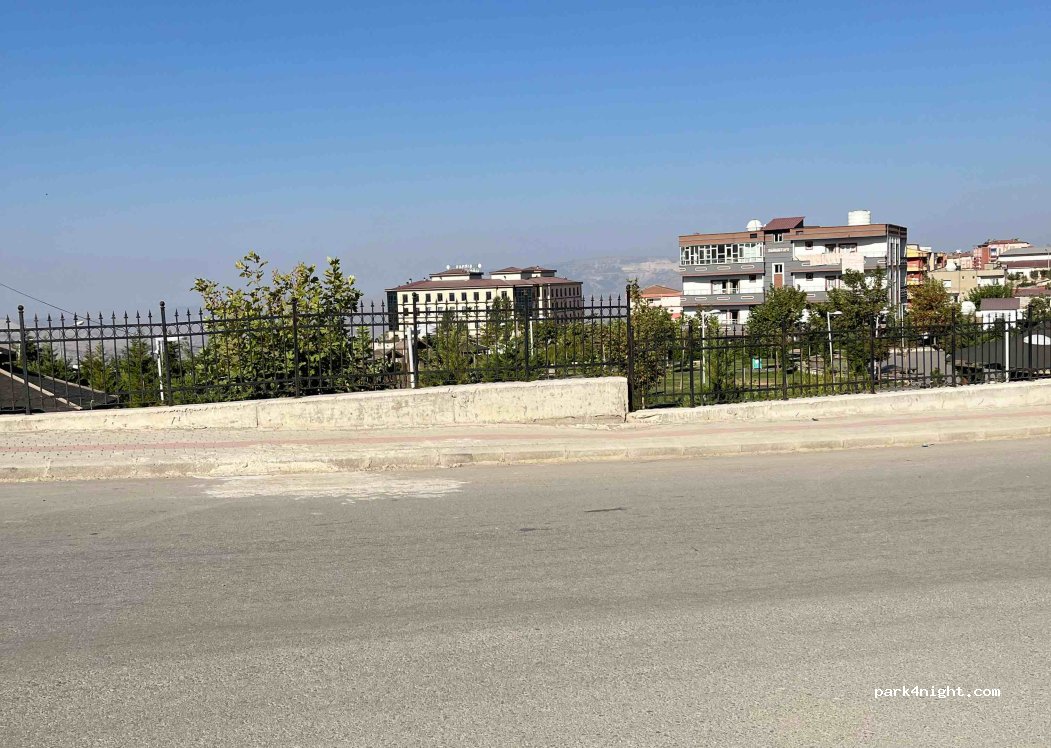 (73000) Gündoğdu - No:17 Doğrul Sokak — foto 2