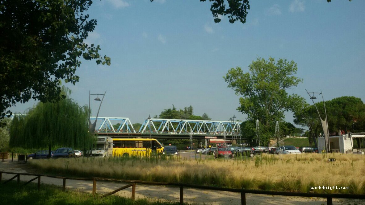 (30027) San Donà di Piave - 1 Via Lungo Piave Inferiore — foto