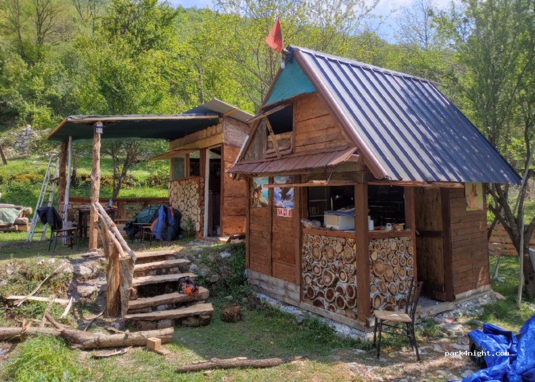 Bar Caffe Camping Gjonaj — foto
