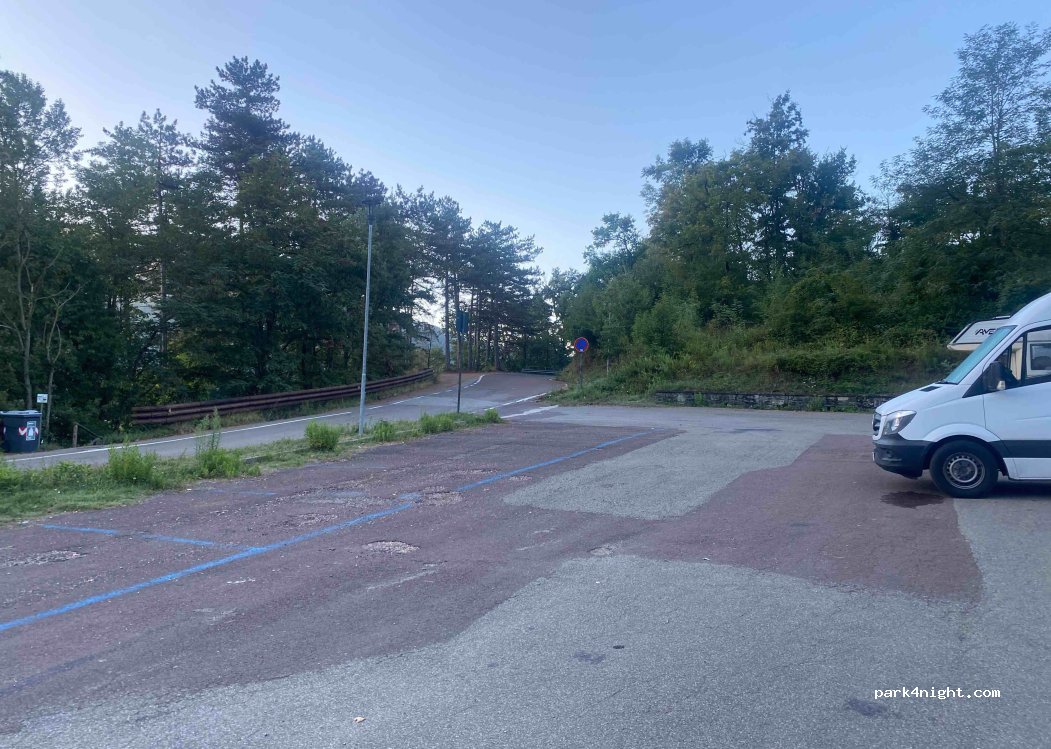 (40030) Suviana - 1 Via Lungo Lago — foto
