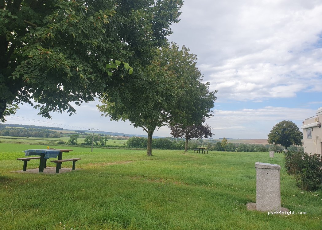 (55100) Samogneux - Unnamed Road — foto