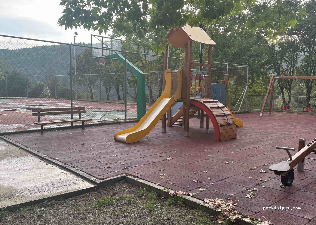 (330 53) Diakopi - — foto
