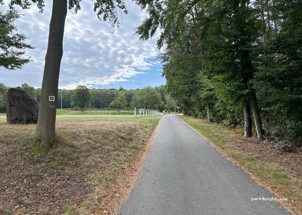 (97264) Helmstadt - 1 Am Lärchenberg — foto