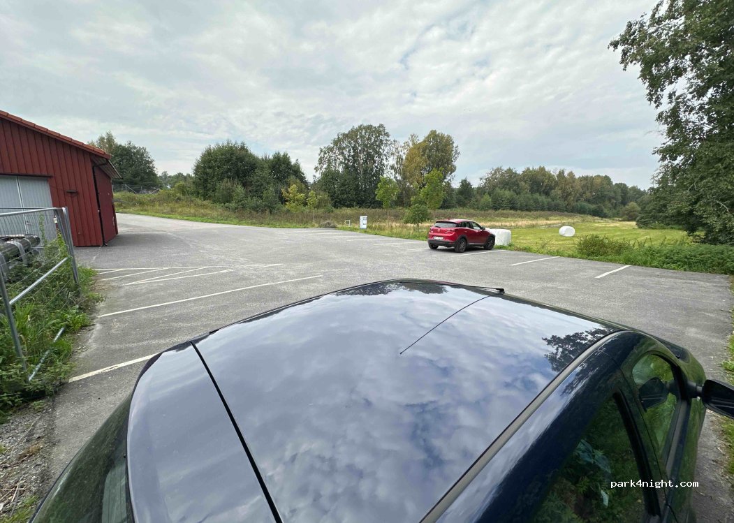 (3271) Larvik - Unnamed Road — foto