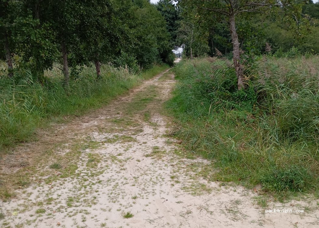 (72-514) Zastań - Unnamed Road — foto 2