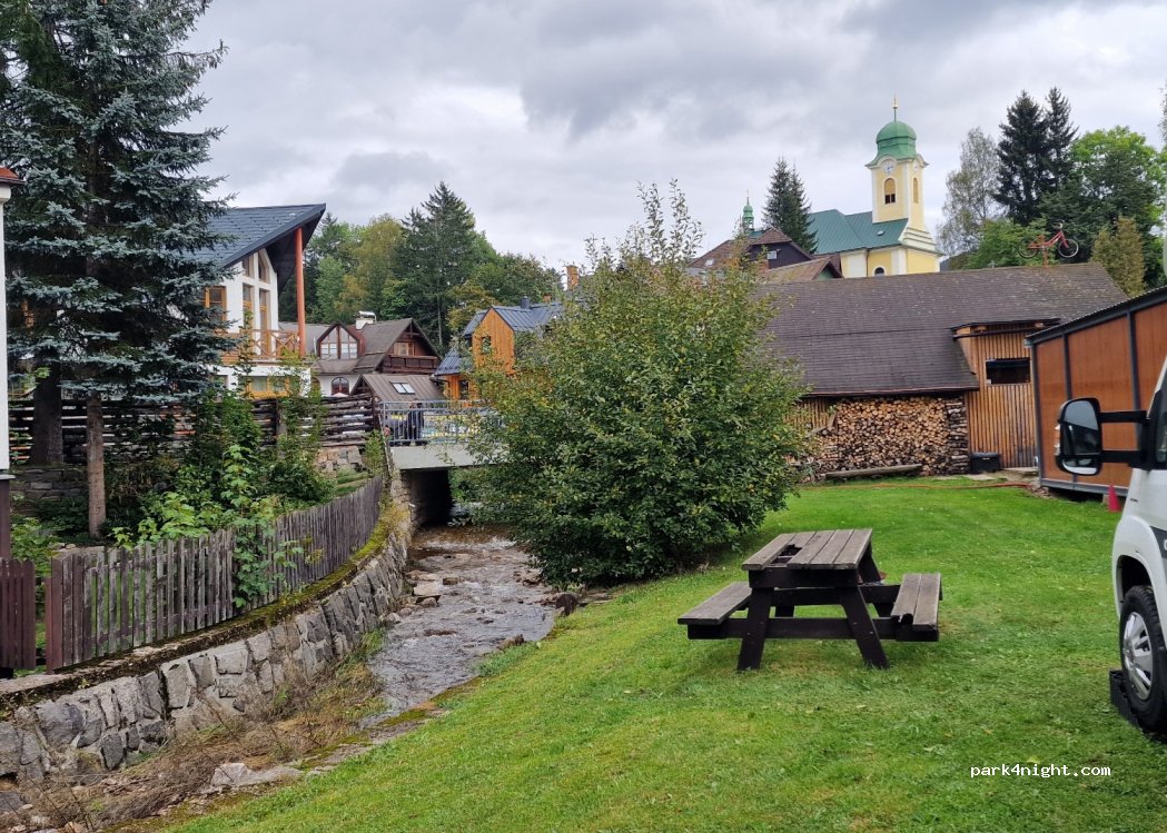 (512 46) Harrachov - — foto 2