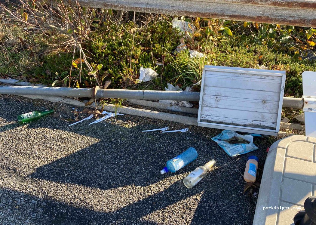 (471 51) Klädesholmen - 1 Strandgatan — foto 2