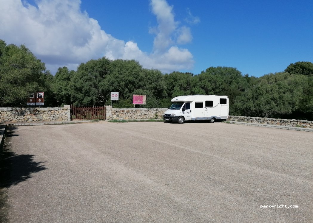 (07020) Luogosanto - Castello di Baldu — foto