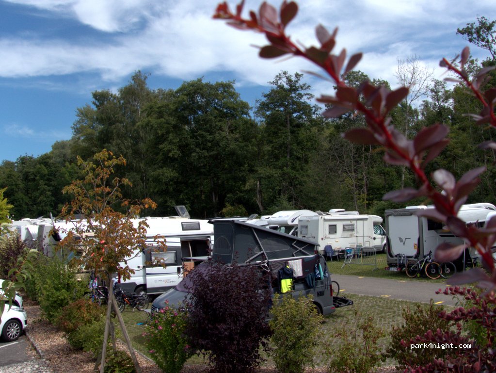 Aire CC / Wohnmobilstellplatz Delley-Portalban — foto 2