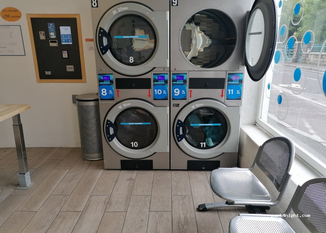 (42240) Unieux - 11 Rue Pasteur — foto 3