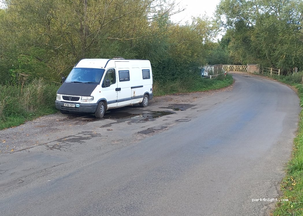(OX44 7BB) Oxford - Stadhampton Rd — foto