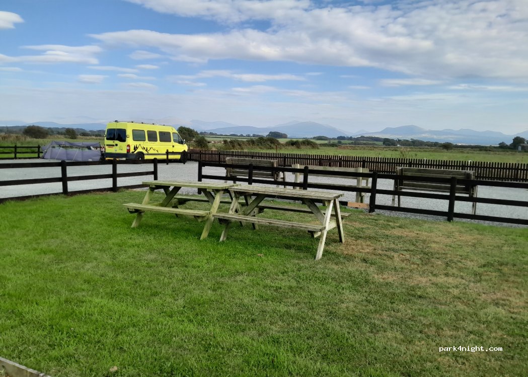 Afon Braint Caravan and Motorhome CL Site — foto