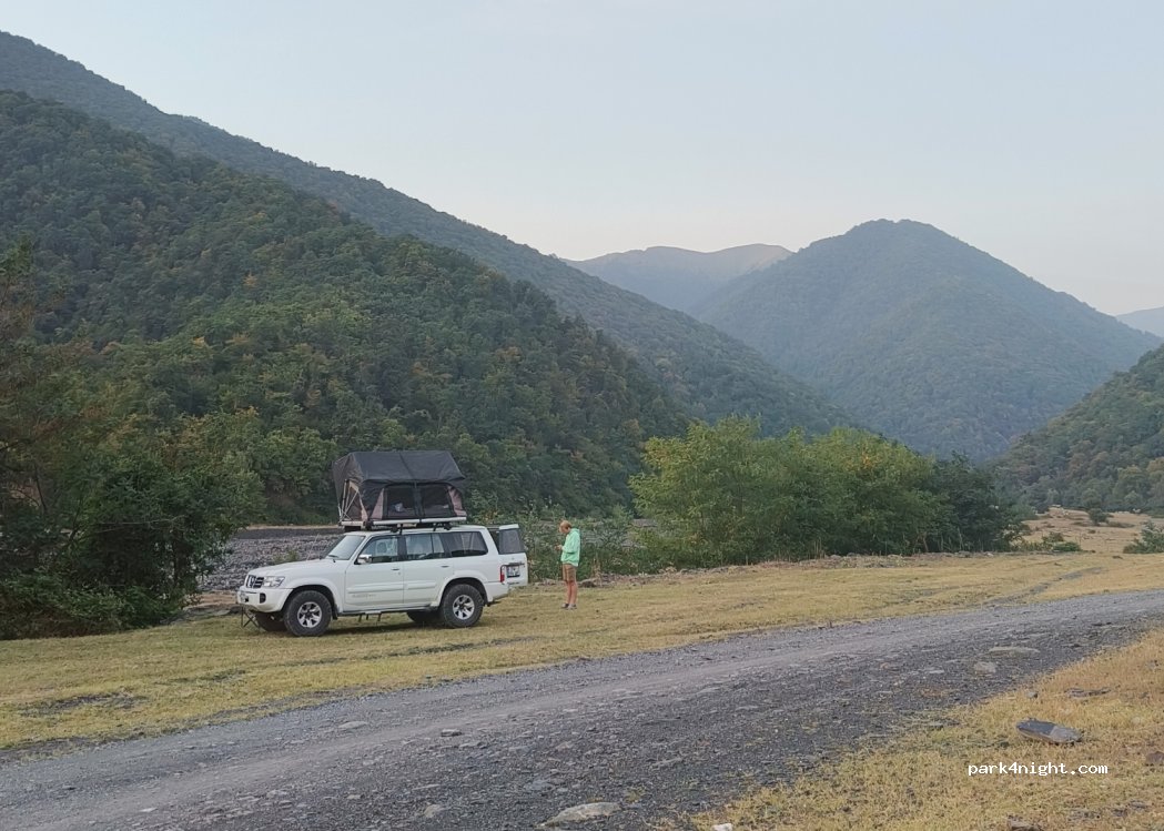 () Kvareli - Unnamed Road — foto