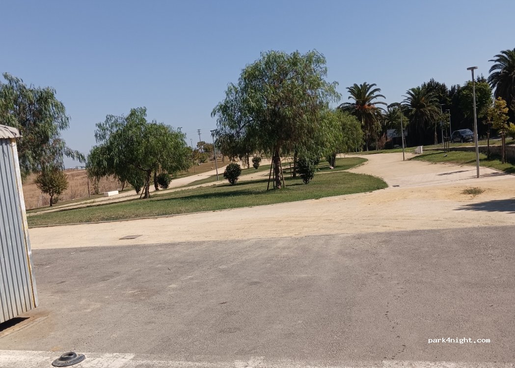 (21800) Moguer - 181 Avenida de la Constitución — foto 2