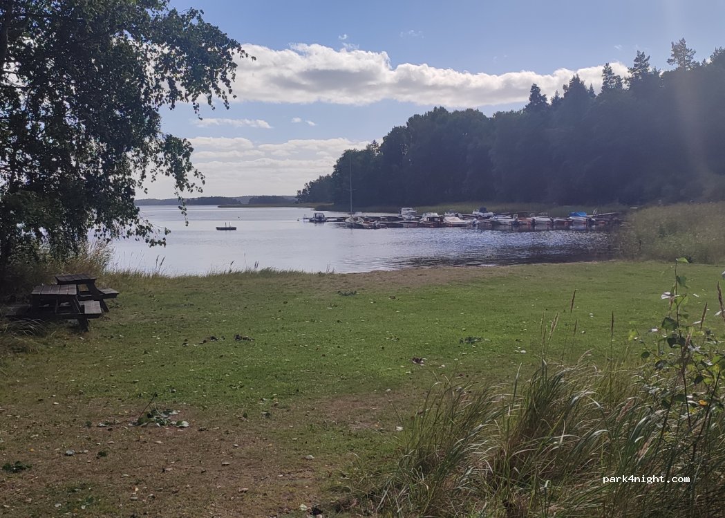 (594 75) Edsbruk - Unnamed Road — foto 2