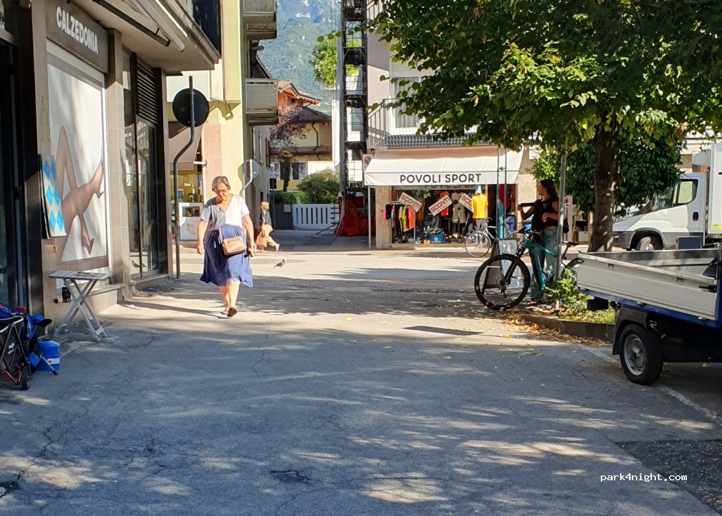 (38066) Riva del Garda - 19 Viale Dante Alighieri — foto 2